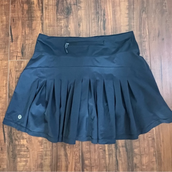 LULULEMON Circuit Breaker Skirt Tall - Picture 6 of 10